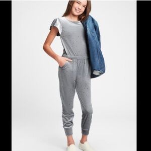 GAP Girls Silver Velvet Jumpsuit With Sparkle Stars Size Large (10-11)